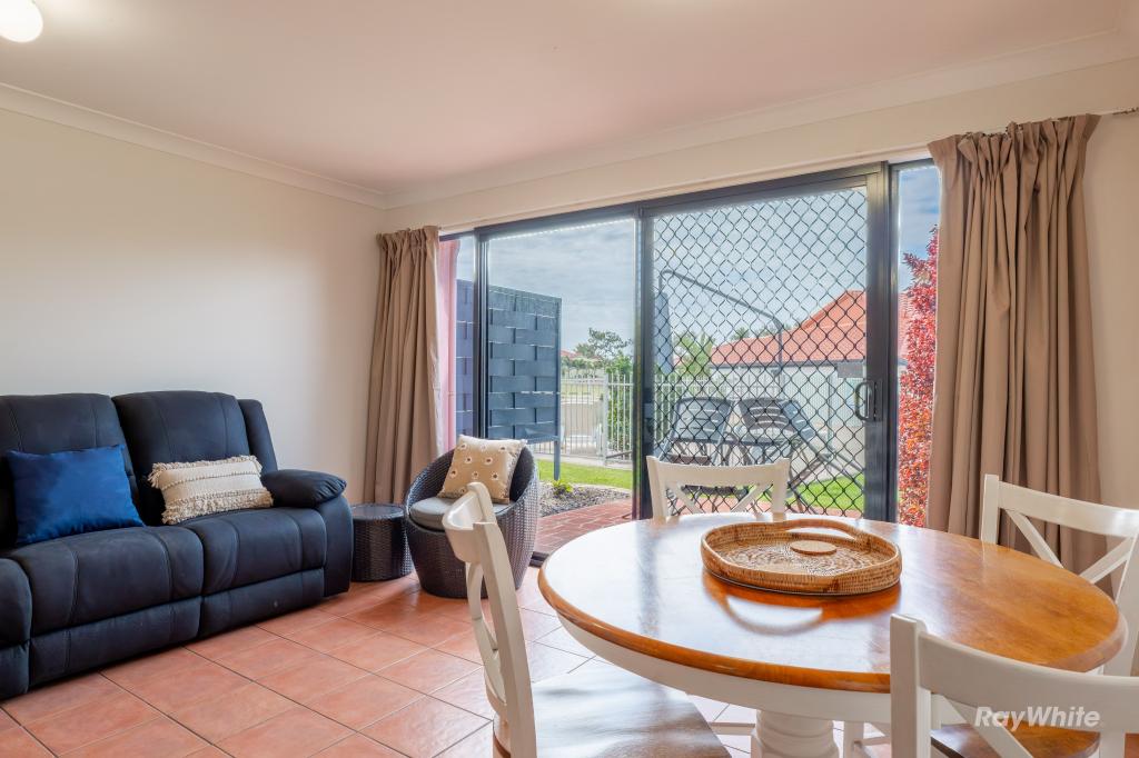 4/1 Pebble Beach Dr, Coral Cove, QLD 4670