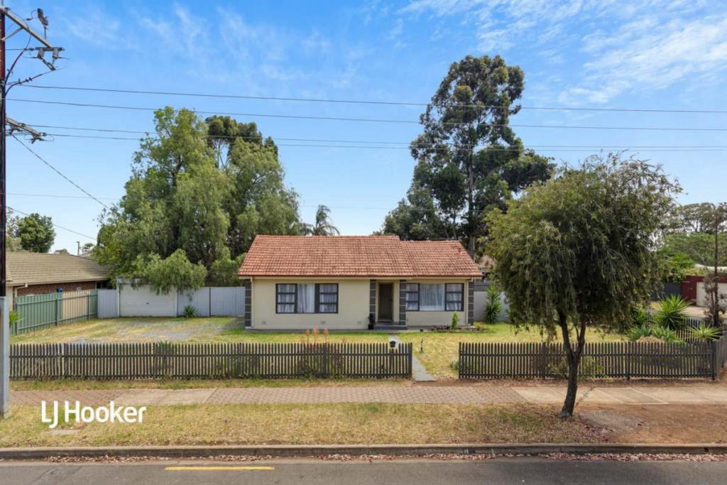 11 Armstrong Ave, Parafield Gardens, SA 5107