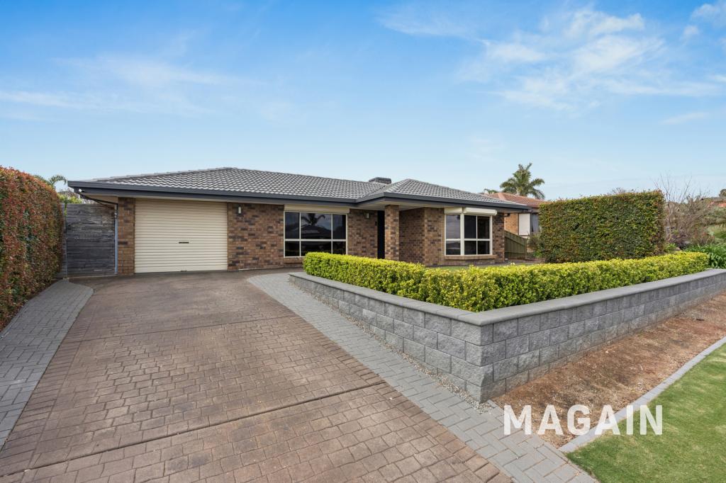 9 Oakhill Cres, Morphett Vale, SA 5162