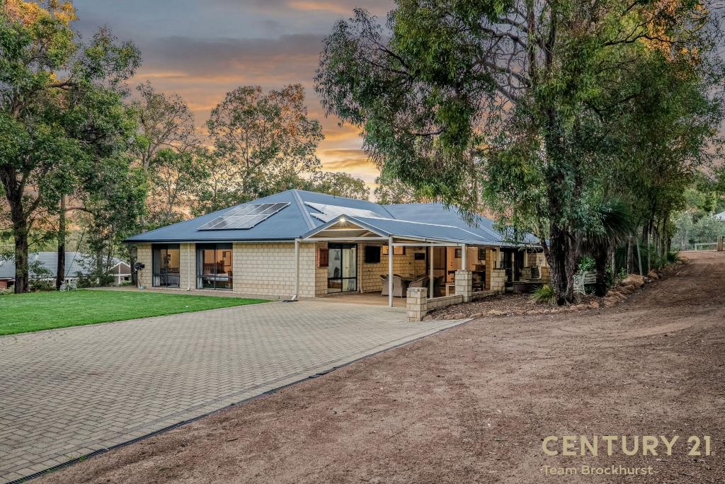 9 Observation Cir, Bedfordale, WA 6112