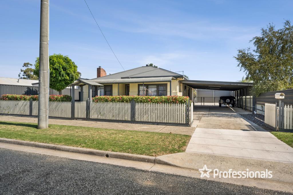 7 Kelly St, Wodonga, VIC 3690