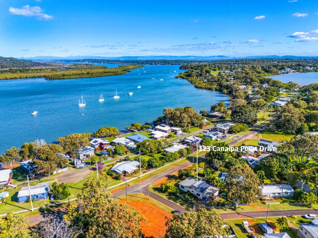 123 Canaipa Point Dr, Russell Island, QLD 4184