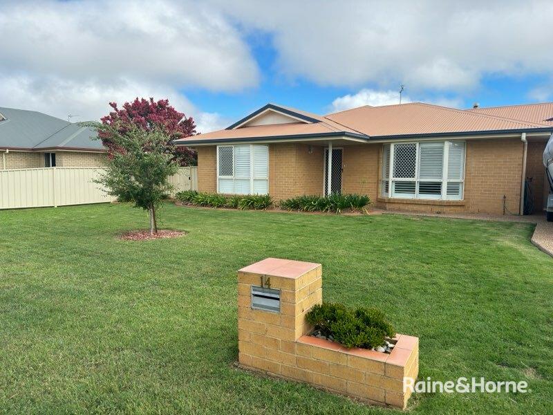 14 Bernecker St, Warwick, QLD 4370