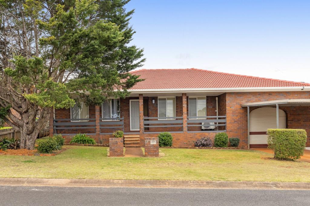 3 Sapphire Ct, Kearneys Spring, QLD 4350