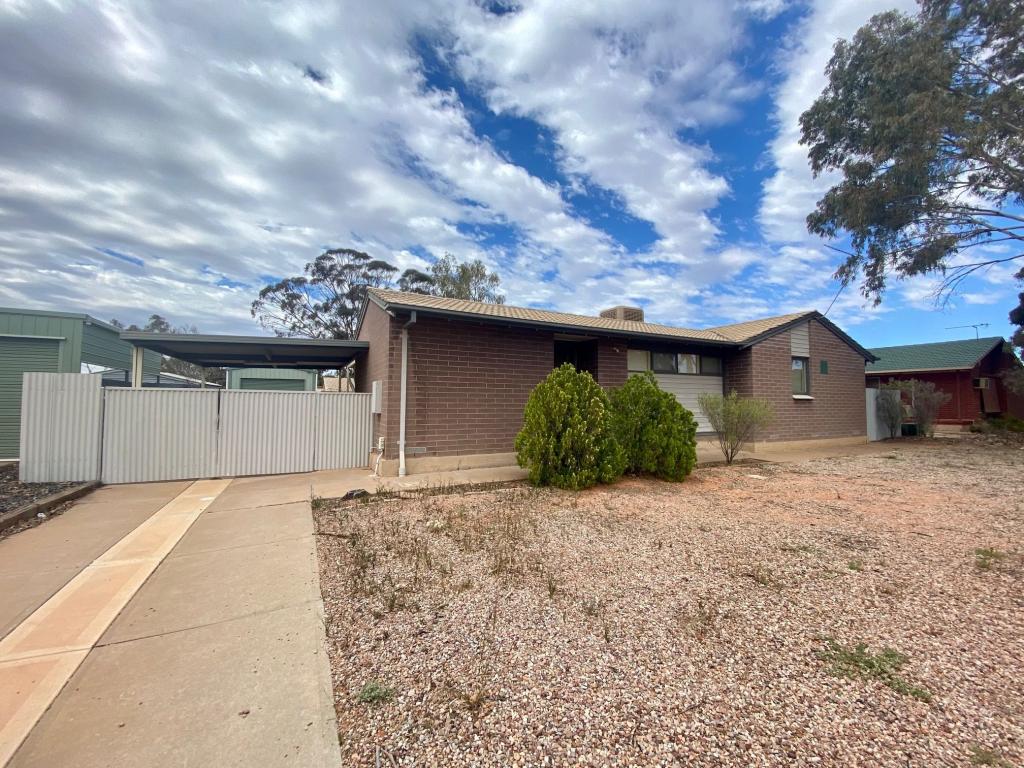9 Harris Cres, Port Augusta West, SA 5700