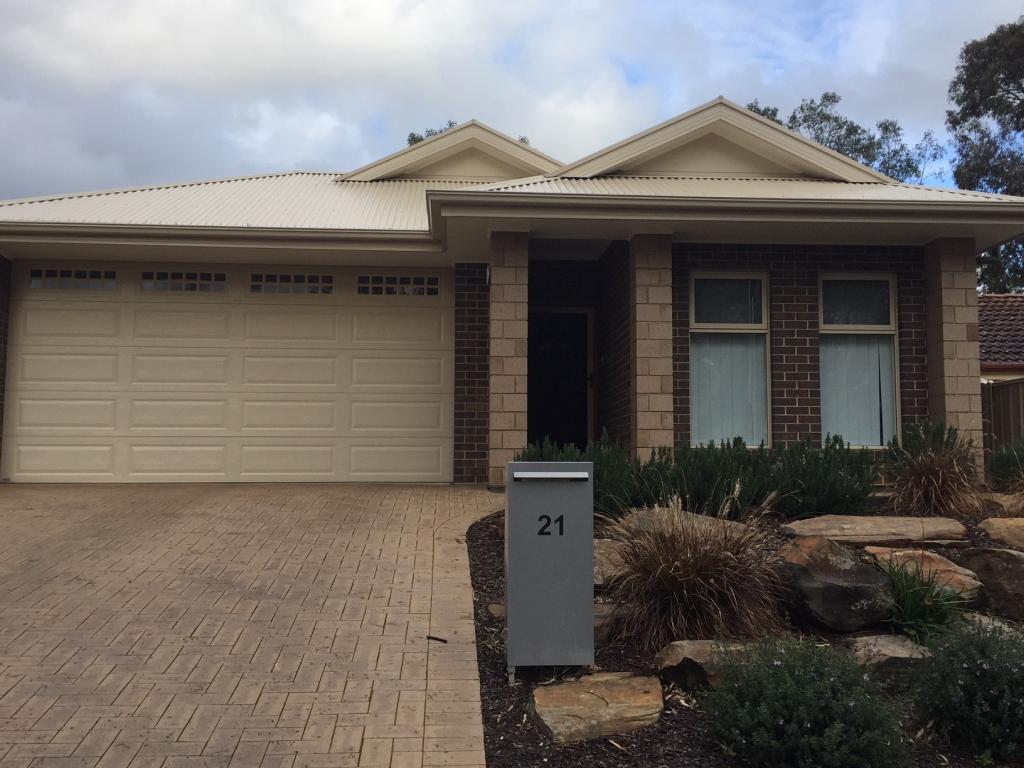 21 Littler Dr, Fairview Park, SA 5126