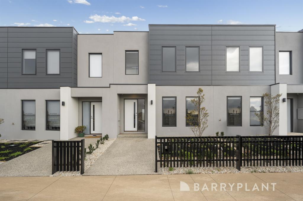 8 Arklay Rd, Thornhill Park, VIC 3335