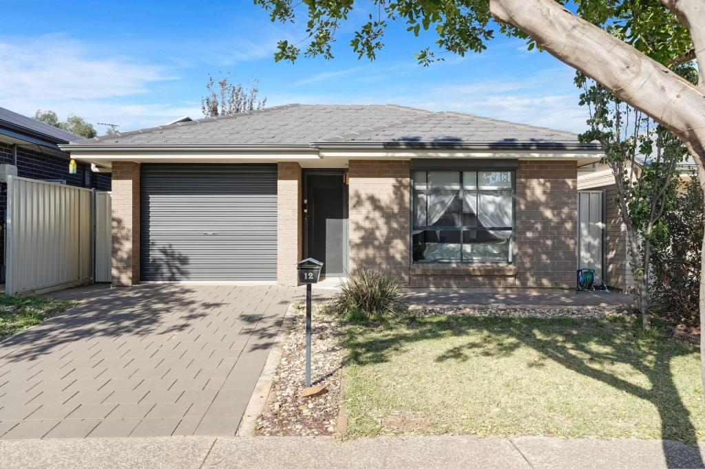 12 Costa St, Munno Para West, SA 5115