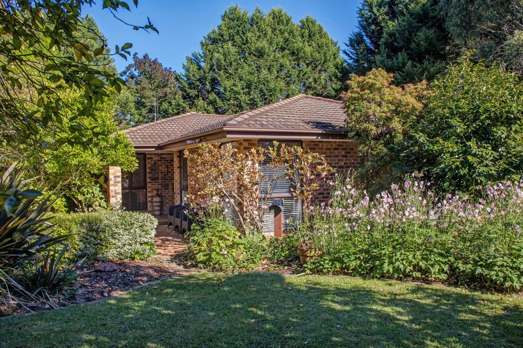 1 Nari Cct, Moss Vale, NSW 2577