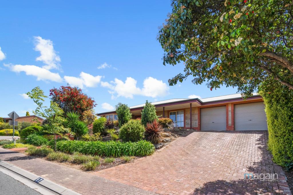 17 Woodcroft Dr, Morphett Vale, SA 5162