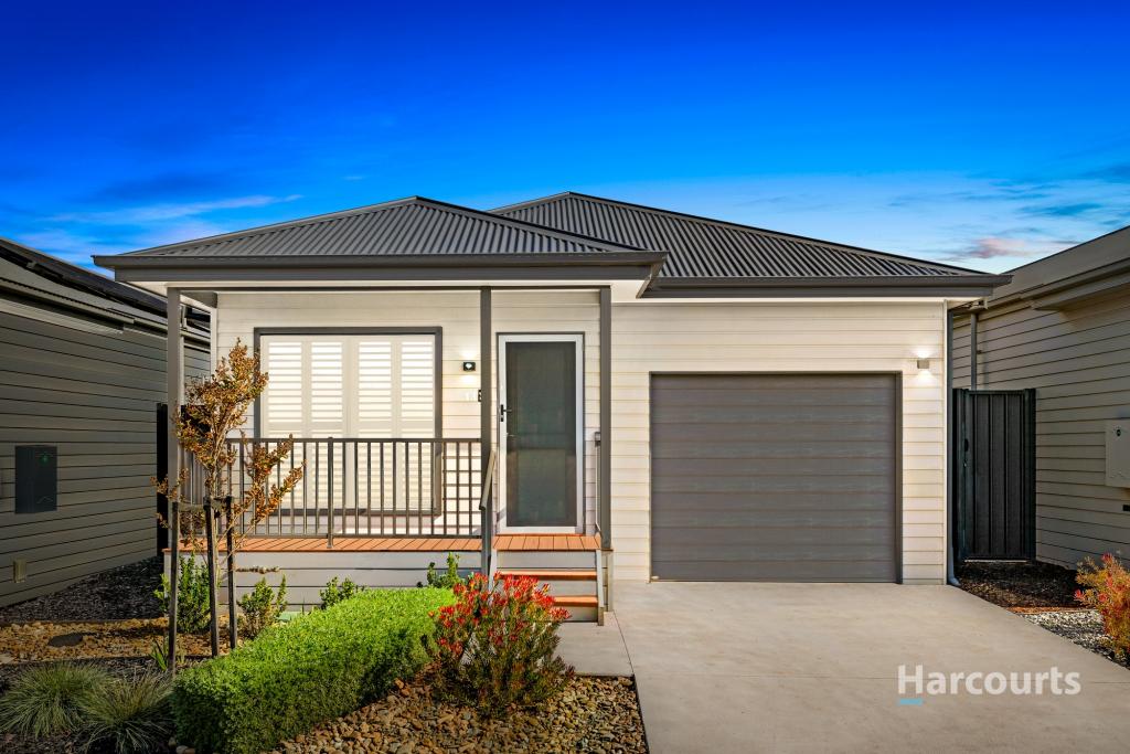 13 DAMSON CIRCUIT, DEANSIDE, VIC 3336