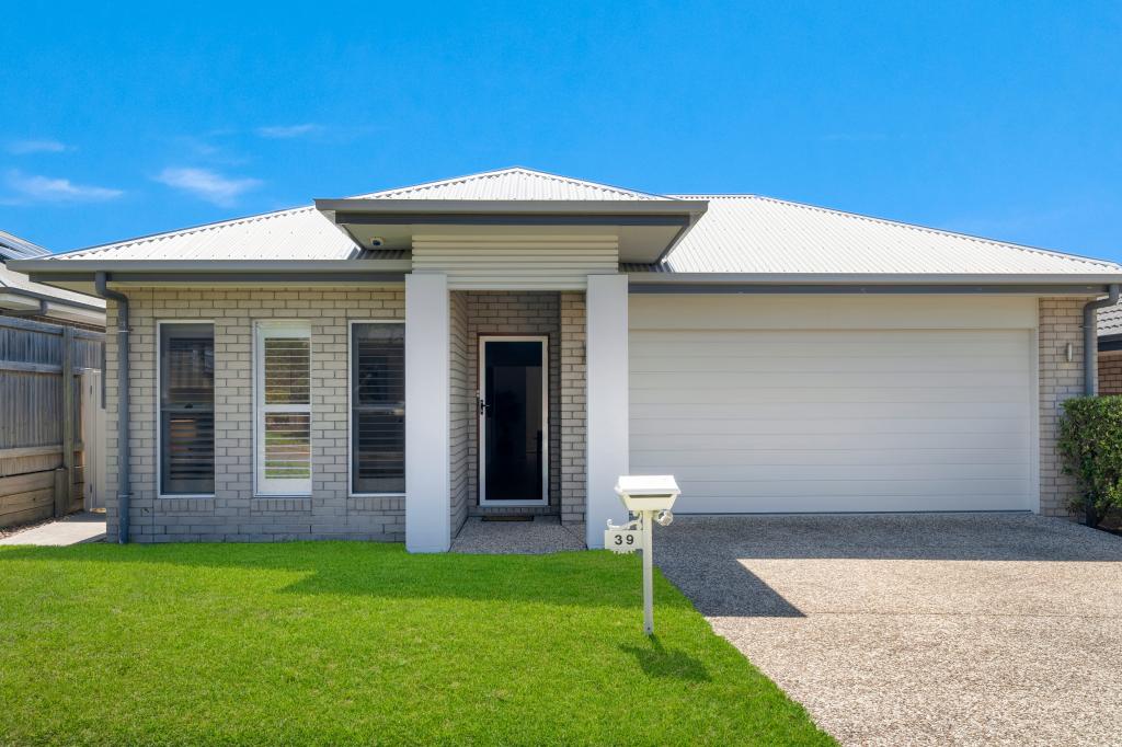 39 HINTON CRES, MANGO HILL, QLD 4509
