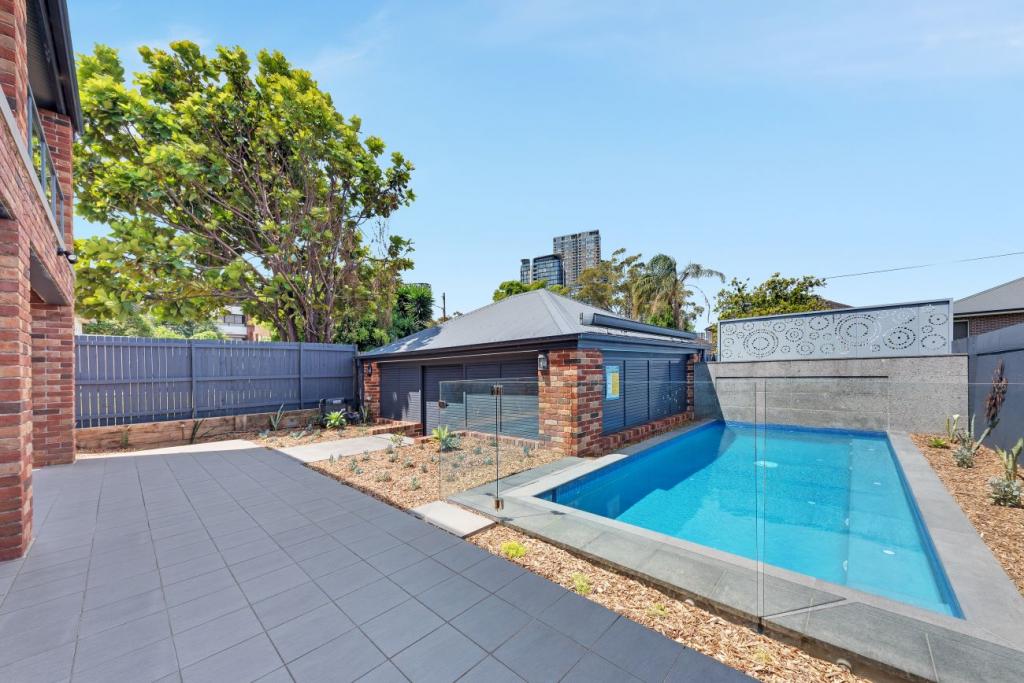 10 Park Rd, St Leonards, NSW 2065