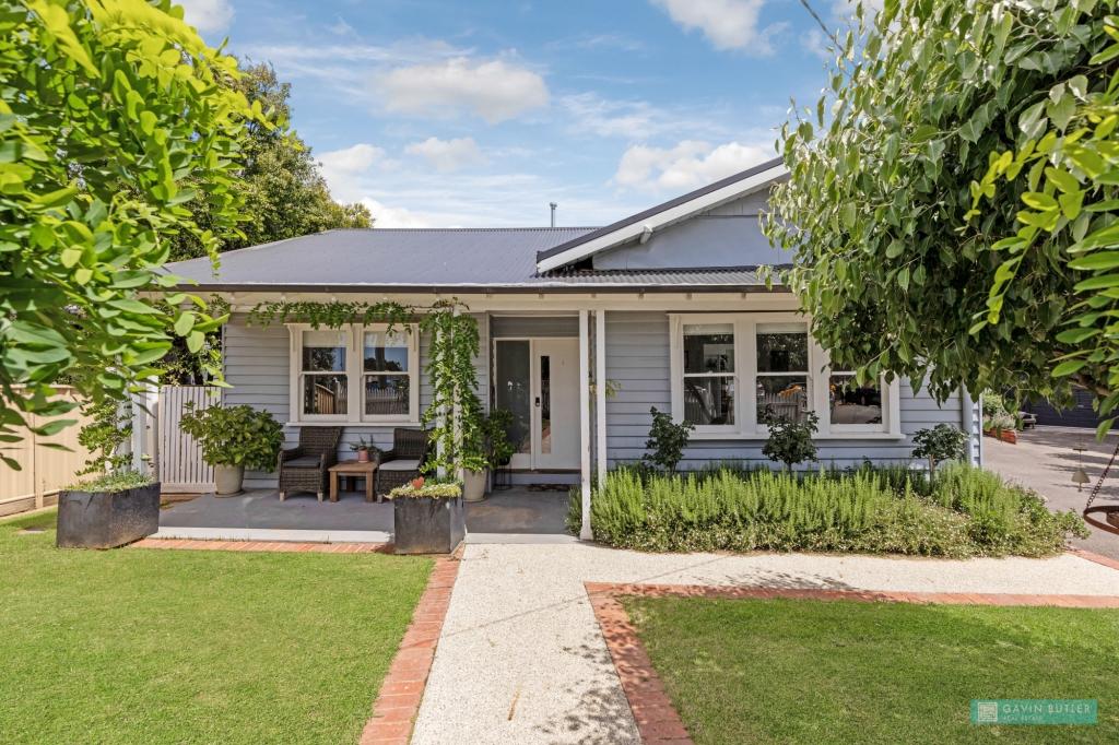 1 White St, Kennington, VIC 3550