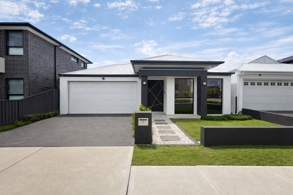 52 Diamondback Pde, Marsden Park, NSW 2765