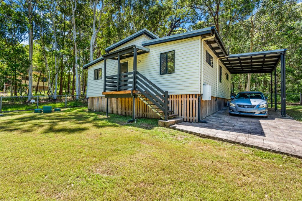 21 Wentworth Pde, Russell Island, QLD 4184