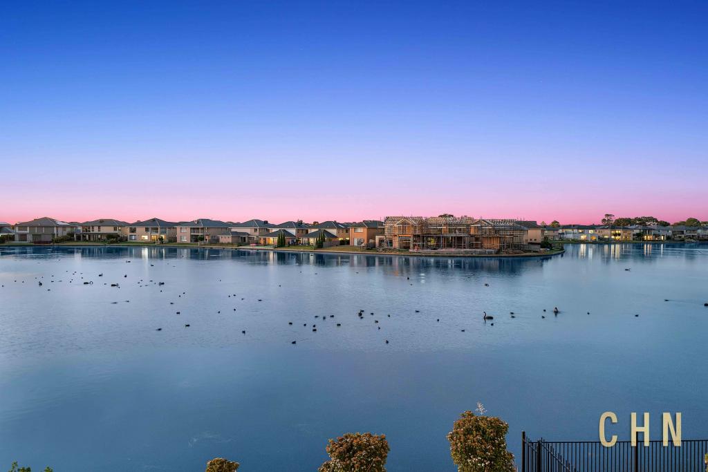 24 RHODE ISLAND CL, POINT COOK, VIC 3030