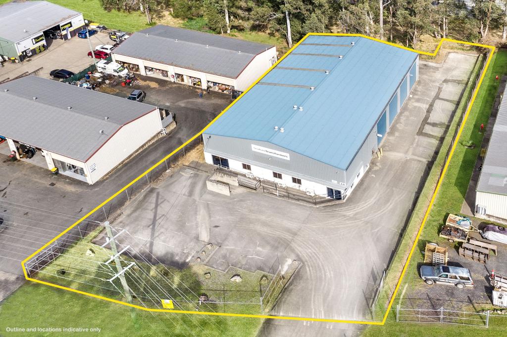 18 Chambers Rd, Woodford, QLD 4514