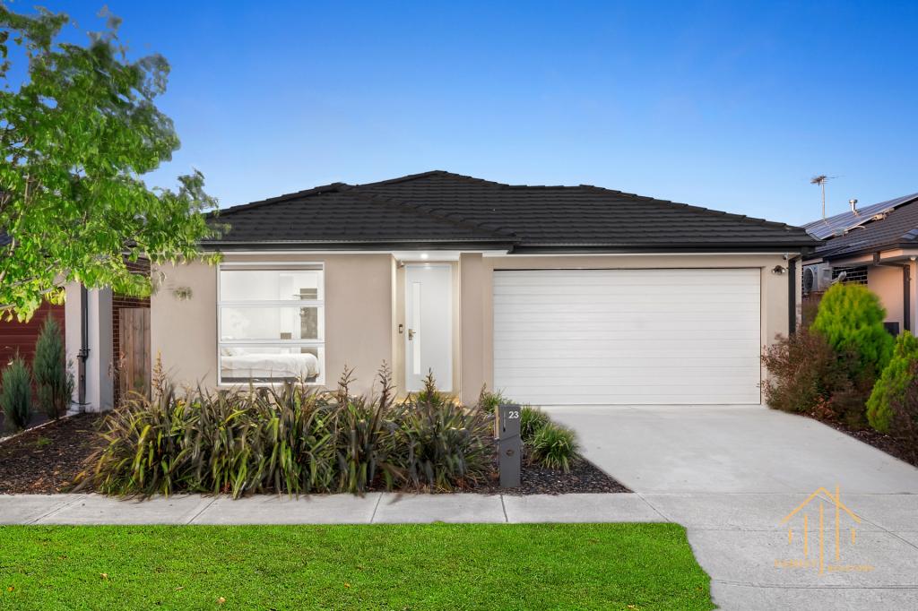 23 Pitfield Ave, Cranbourne East, VIC 3977