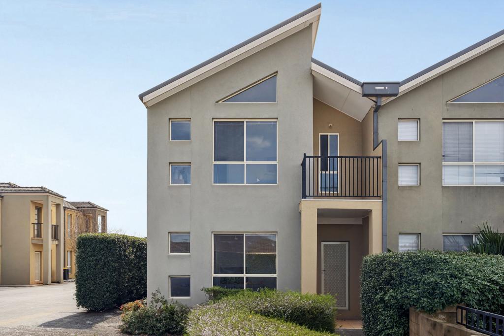 1/7 LORRAINE CT, HILLSIDE, VIC 3037