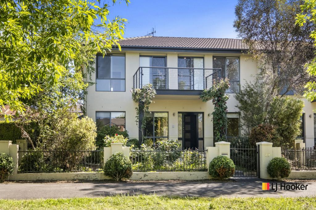 35 Nellie Hamilton Ave, Gungahlin, ACT 2912