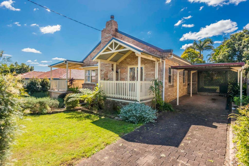 16 Jacaranda Ave, East Lismore, NSW 2480