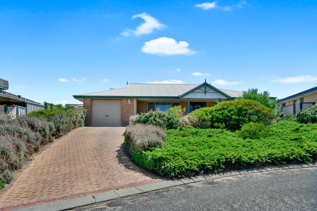 10 Carnoustie Gdns, Meadow Springs, WA 6210