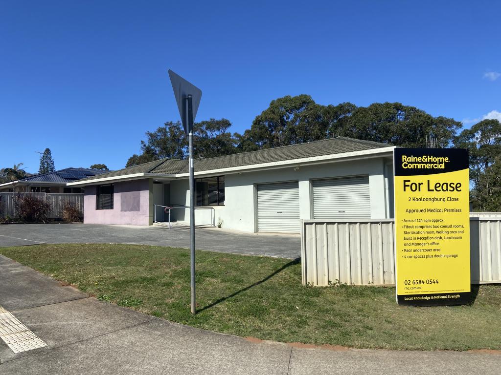 2 Kooloongbung Close, Port Macquarie, NSW 2444