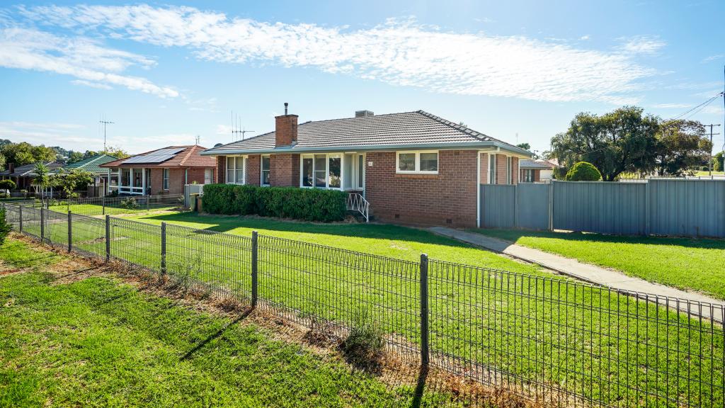 40 Medlyn St, Parkes, NSW 2870