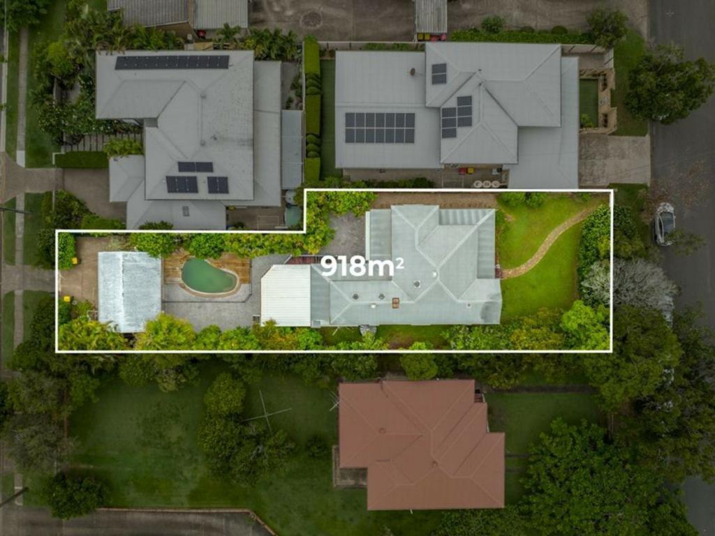 55 Skew St, Sherwood, QLD 4075