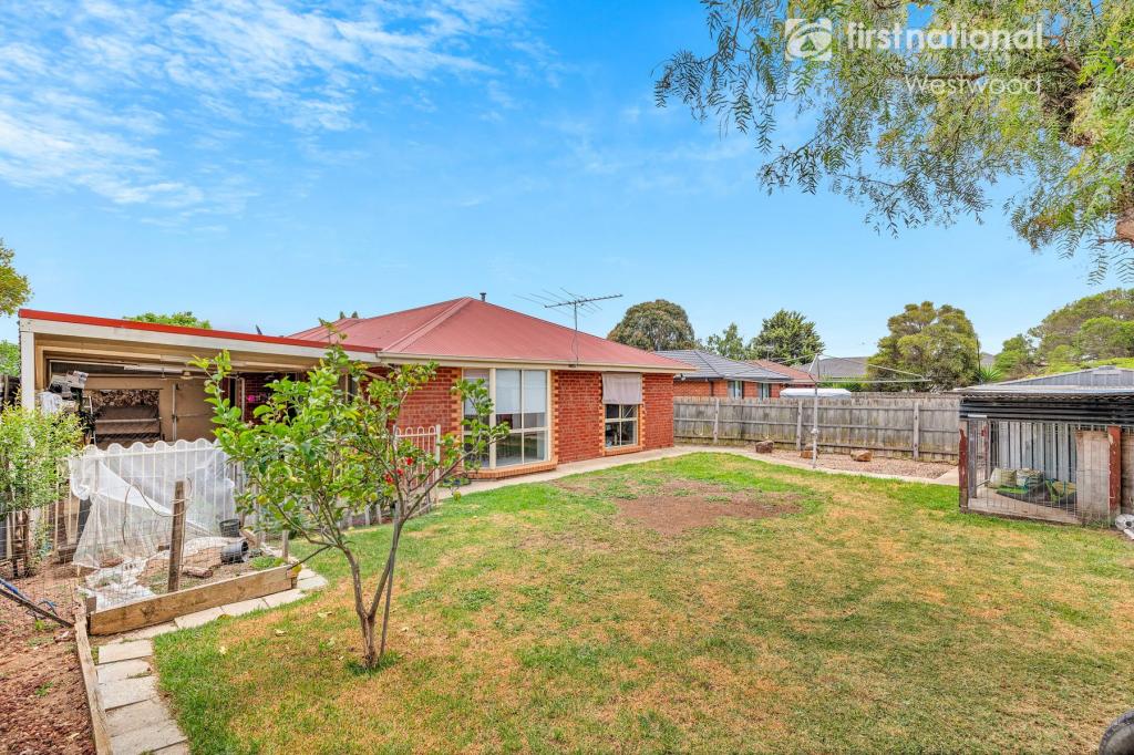 2 Fountain Ct, Werribee, VIC 3030