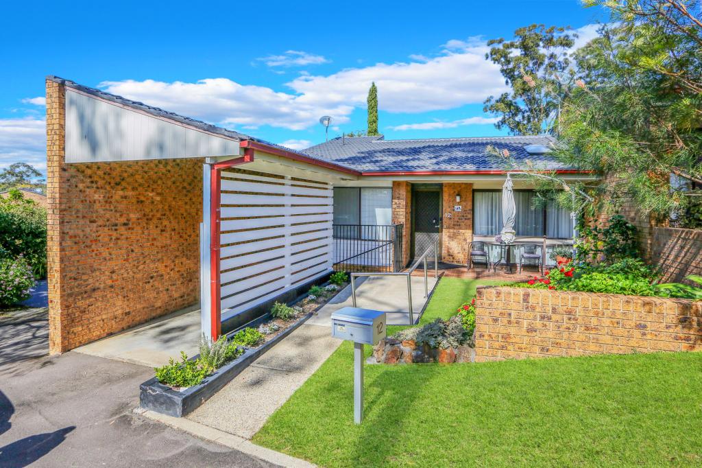 12/2 KITCHENER RD, CHERRYBROOK, NSW 2126