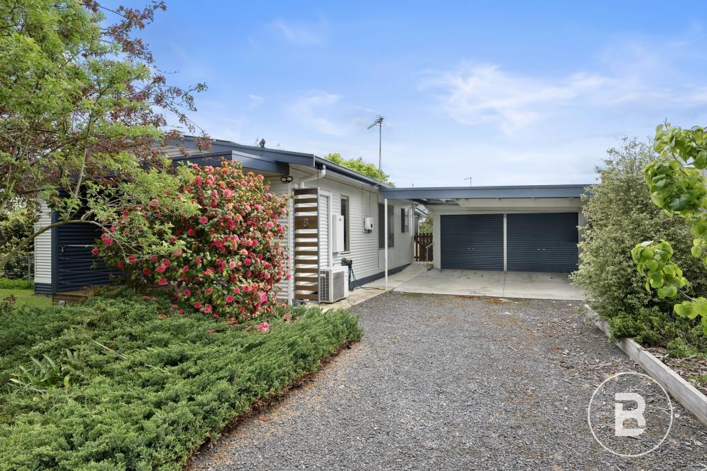 8 Stuart St, Beaufort, VIC 3373