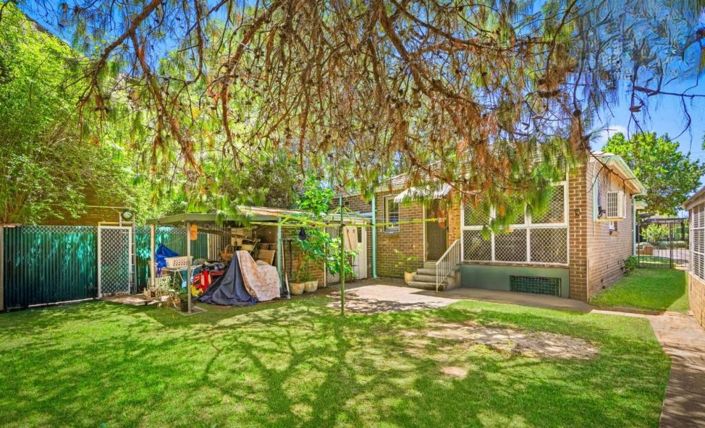 51 VICTORIA RD, PARRAMATTA, NSW 2150