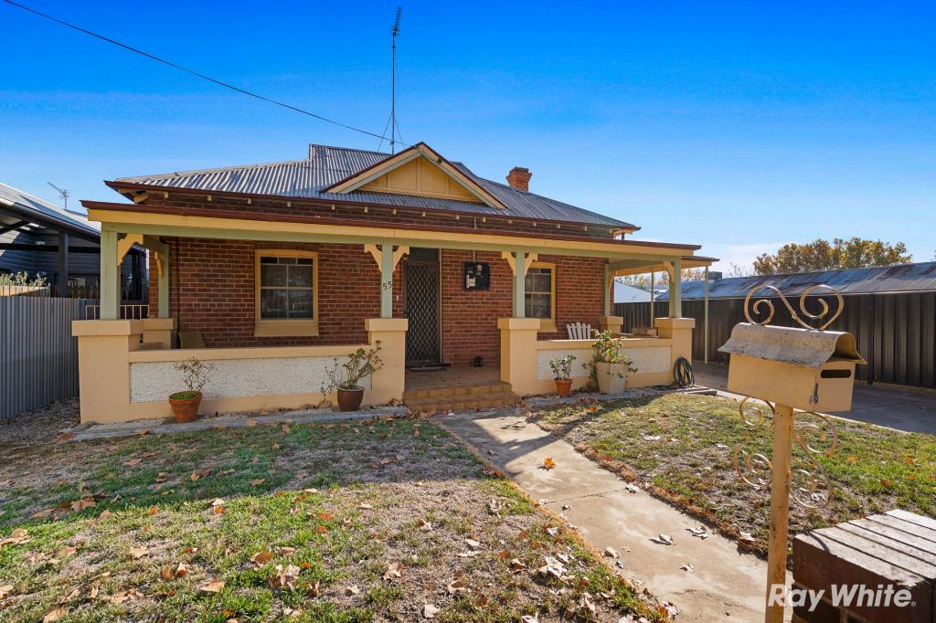55 Crampton St, Wagga Wagga, NSW 2650