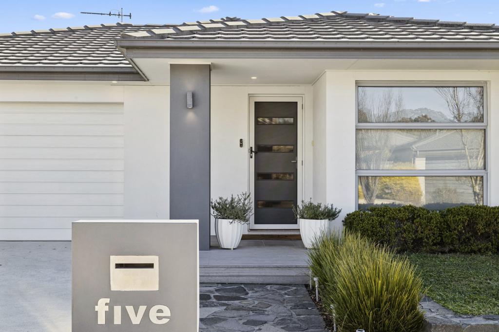 5 MUNJUWA ST, NGUNNAWAL, ACT 2913
