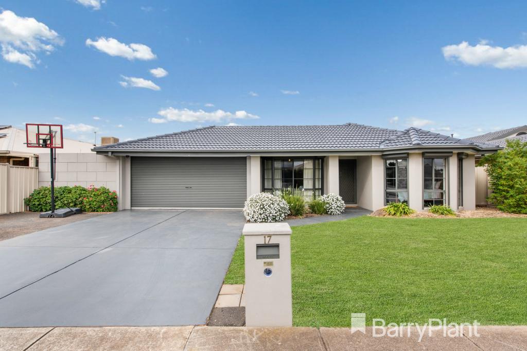 17 Ernest Cl, Melton West, VIC 3337