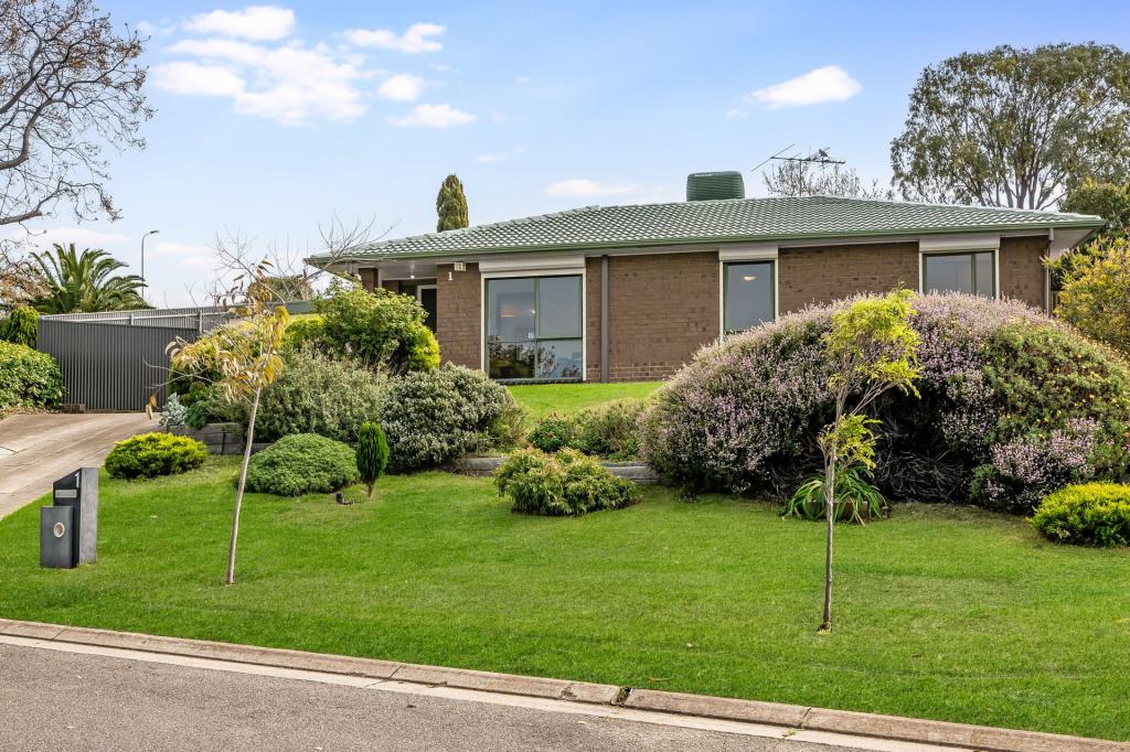 1 Oldenburg Ct, Noarlunga Downs, SA 5168