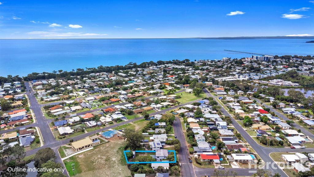 11 Gibbs St, Urangan, QLD 4655