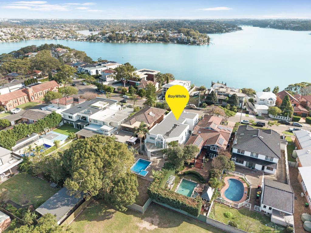 90 Stuart St, Blakehurst, NSW 2221