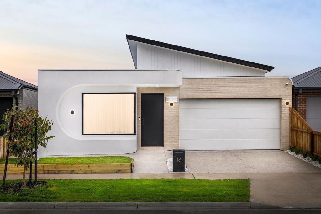 18 Tellicherry Rd, Mickleham, VIC 3064