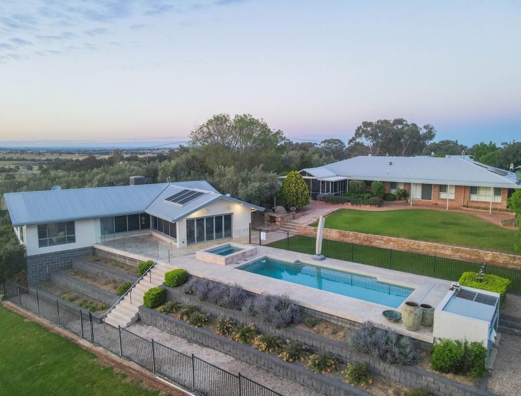 42 Heraghty Rd, Parkes, NSW 2870
