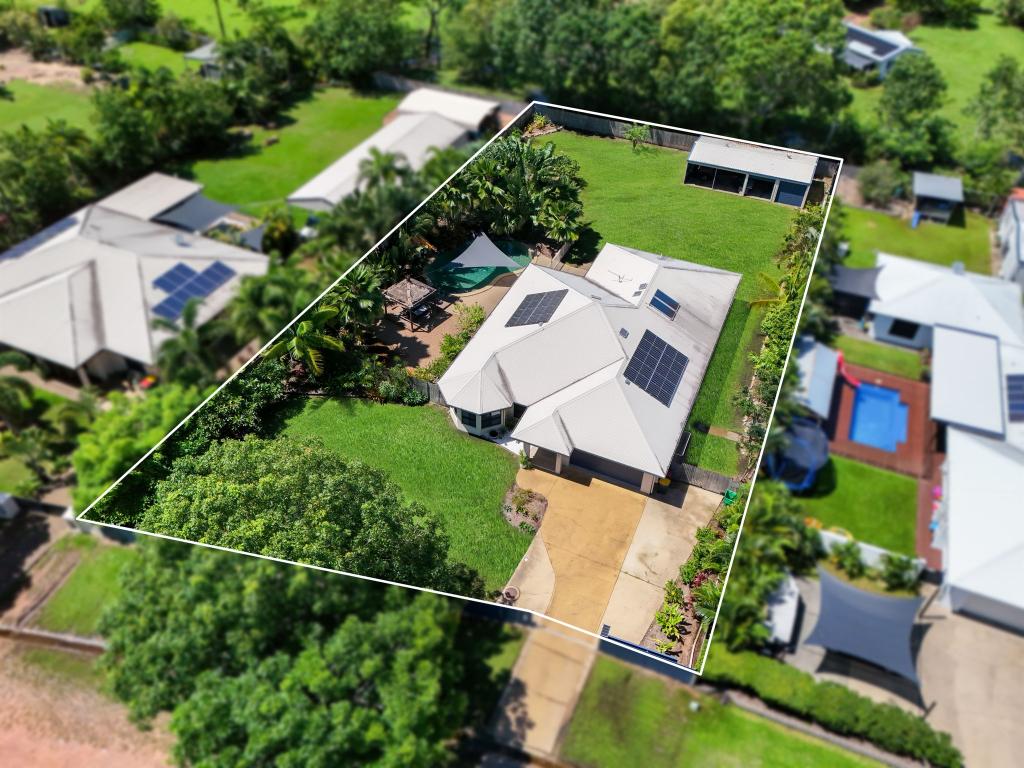 7 Shoalmarra Dr, Mount Low, QLD 4818