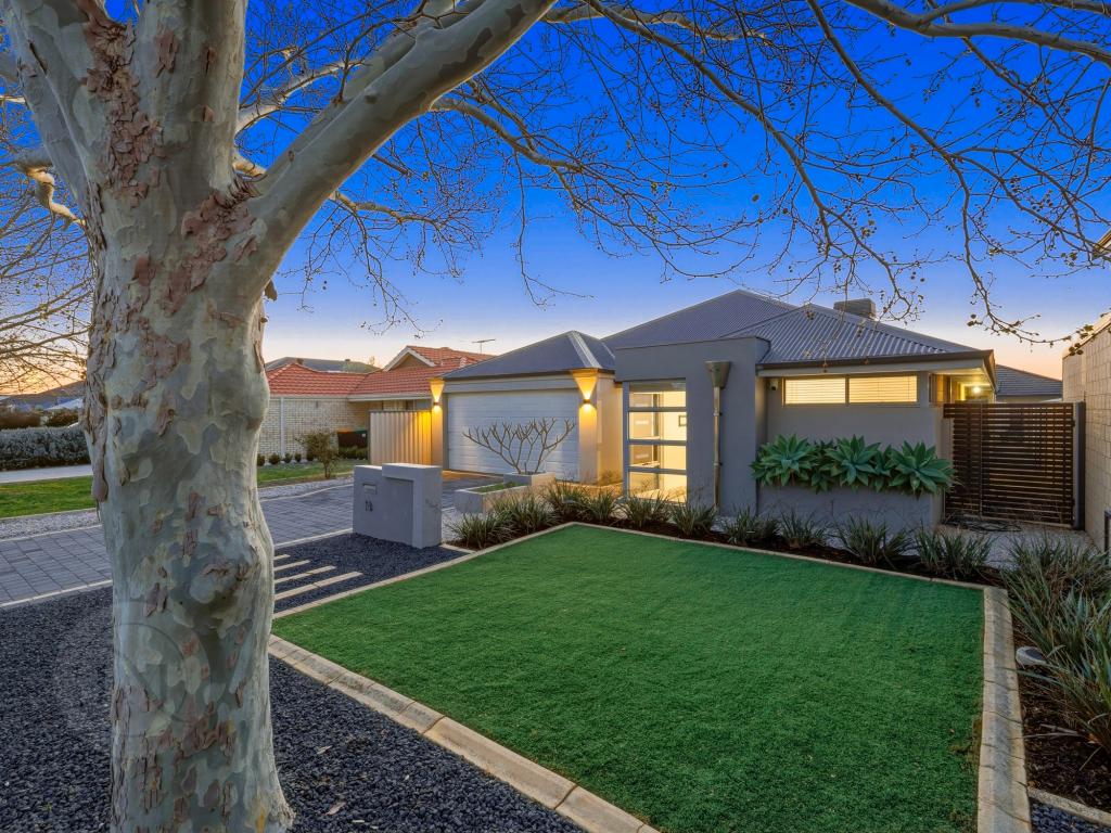 14 Butchart Turn, Aubin Grove, WA 6164