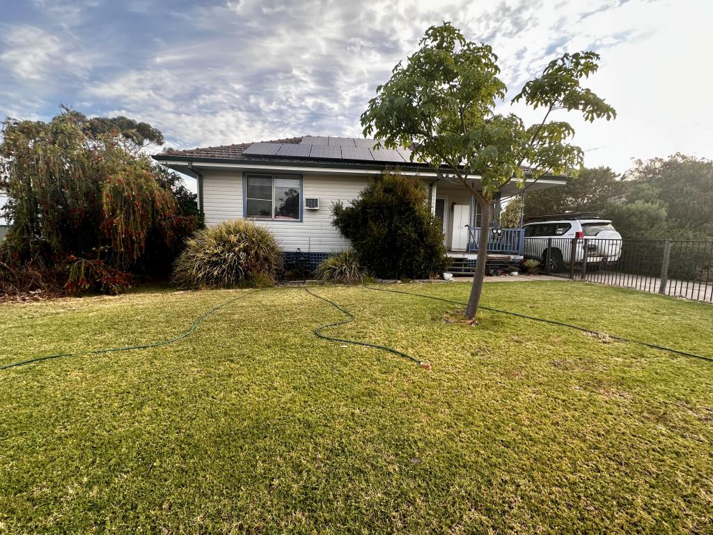 13 MURDOCH ST, PINGELLY, WA 6308