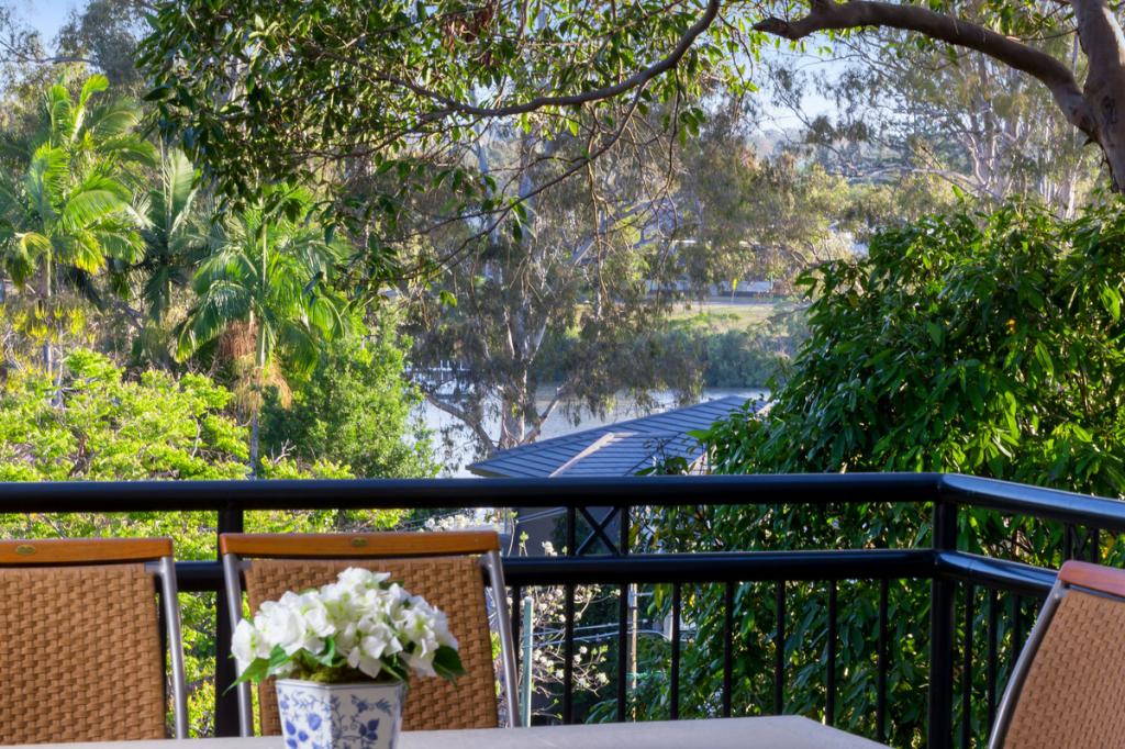 4a Glencairn Ave, Indooroopilly, QLD 4068