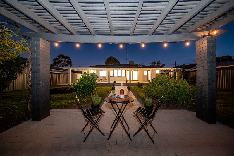 8 Esperance St, Northam, WA 6401