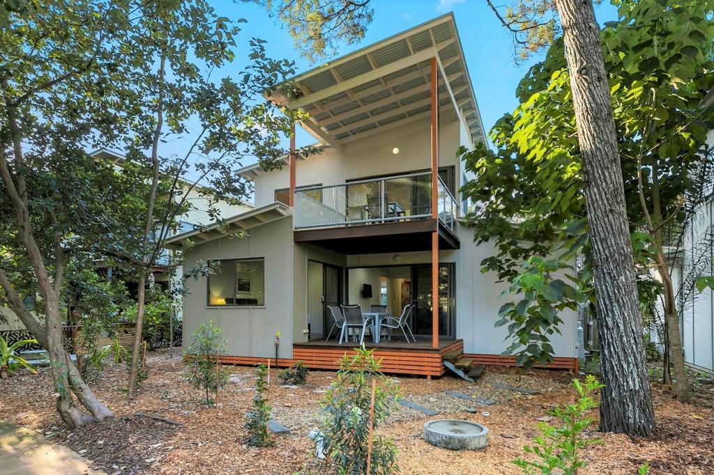 17/3-5 WYVERN RD, RAINBOW BEACH, QLD 4581