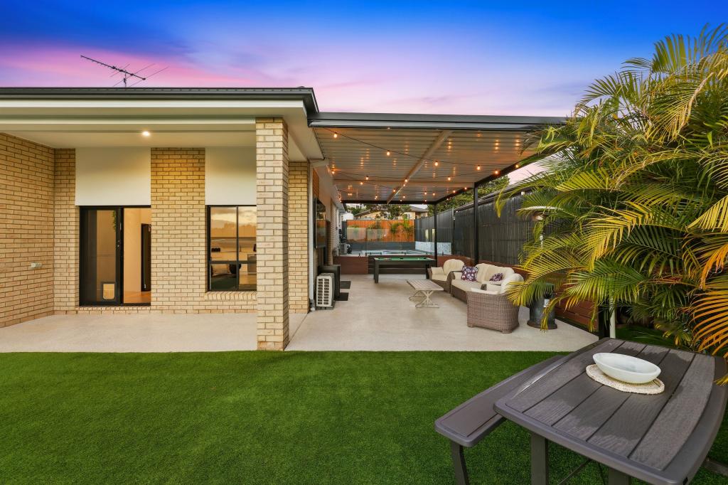 10 Armani Ave, Pimpama, QLD 4209