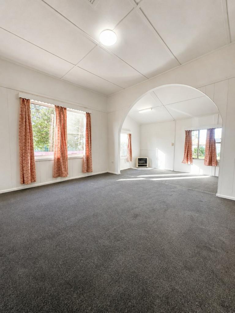 24 Merrigal St, Griffith, NSW 2680